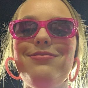 Meet your Posher, Callie